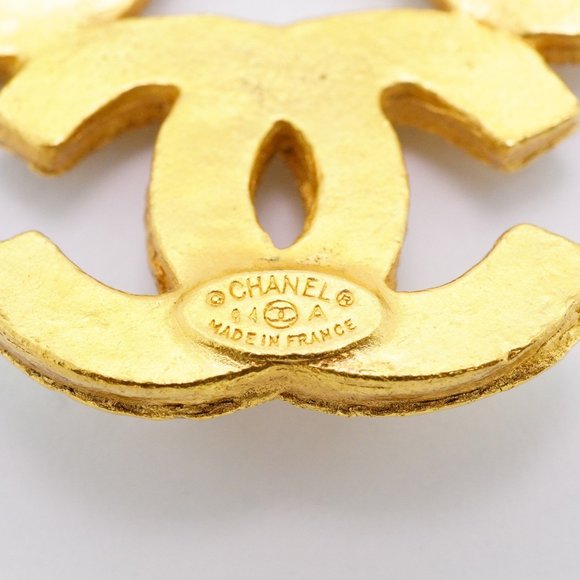 Chanel Triple Coco Brooch, GP Plated Gold, Women's - Picture 4 of 7